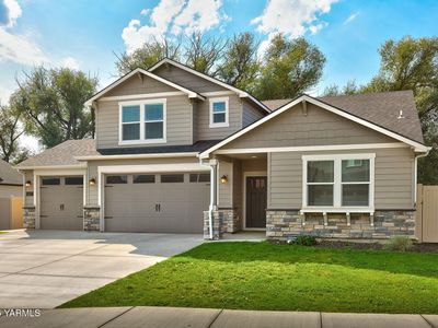 6317 Cottonwood Loop, Yakima, WA, 98903
