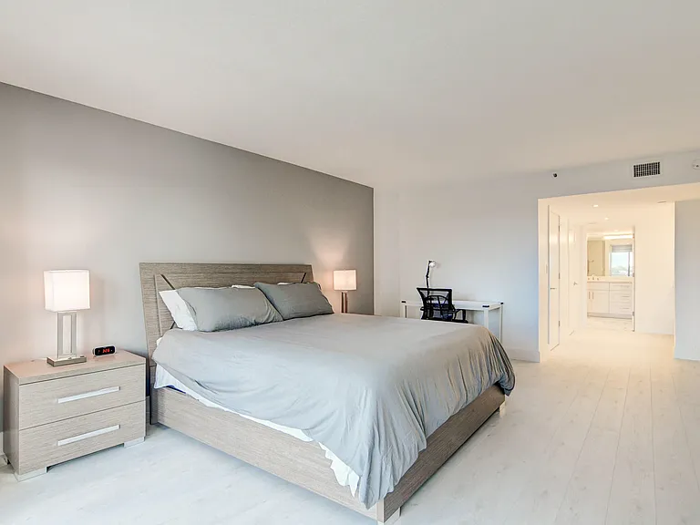 4301 N Ocean Blvd #507 — Photo 22