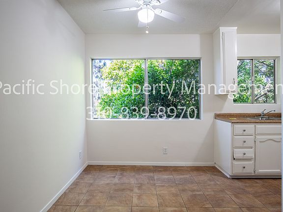 3rd image of 4041 Baywood St #8