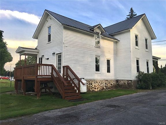3rd image of 5488 Naumburg Ln