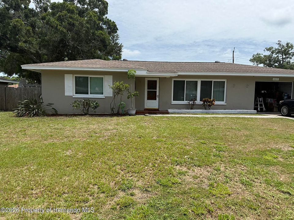 1st image of 1615 Pinewood Dr
