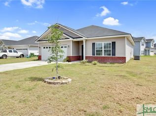 122 Farnsworth Trl, Hinesville, GA 31313