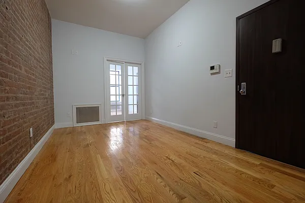 Rented by Keller Williams NYC | media 21