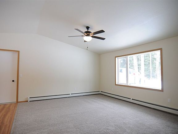 2nd image of 3088 Lupine Ct