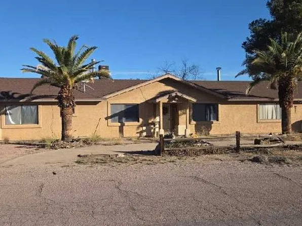 309 E Silverwood Ln, Benson, AZ 85602