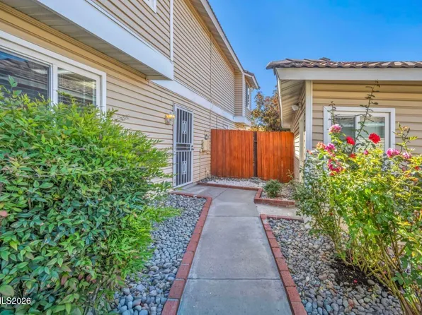 1126 Bradley Sq, Sparks, NV 89434