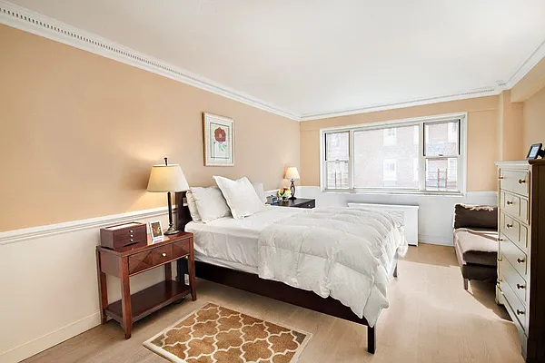 Sold by FS & H Properties LTD | media 15