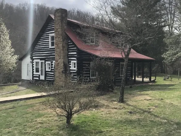 121 Finley Ln, Route, WV 25570