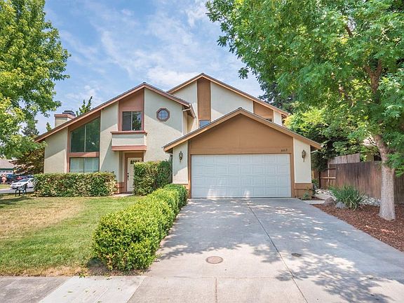 4th image of 3462 Smilax Way