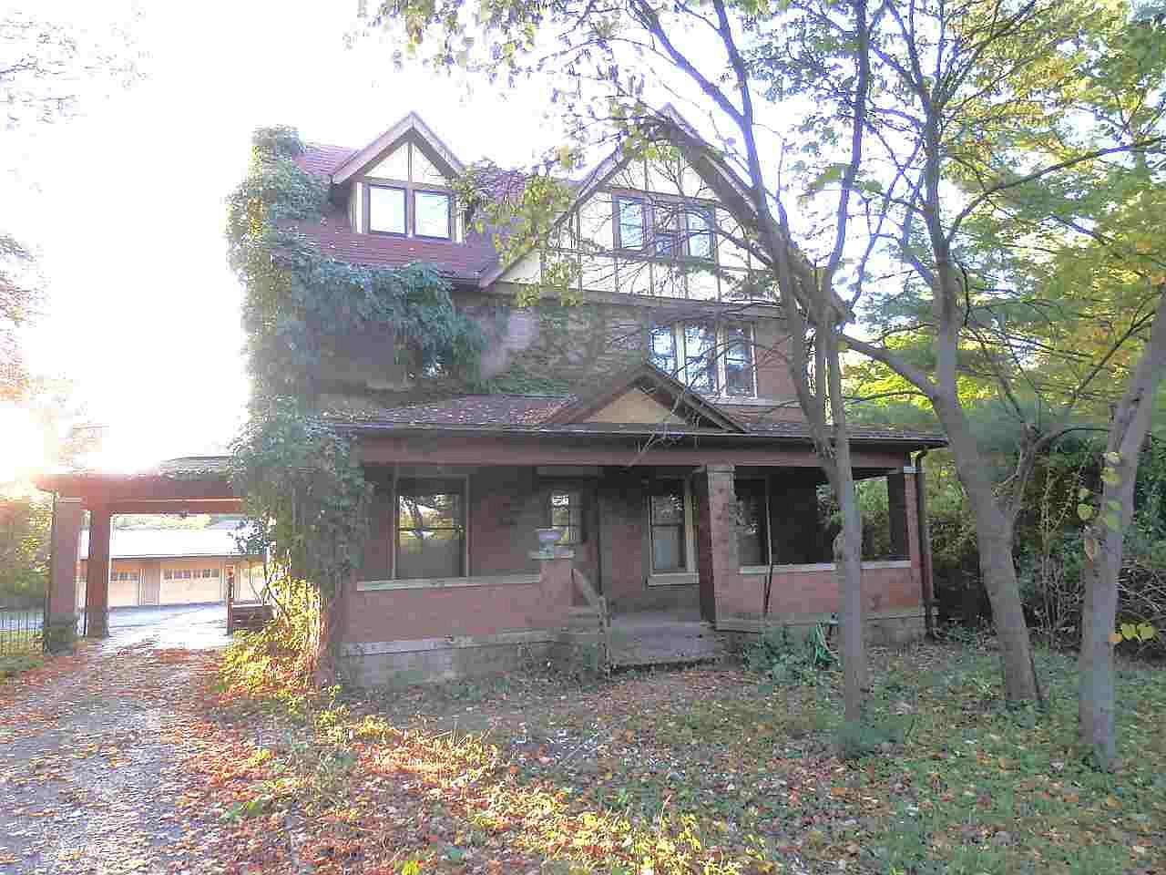 60717 Locust Rd, South Bend, IN 46614 Zillow