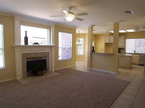 5th image of 3608 Sandhurst Dr