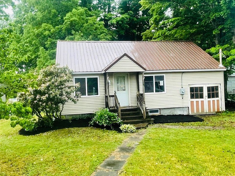 1st image of 32 Greenlawn Ave