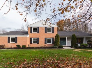 867 N Portage Path, Akron, OH 44303