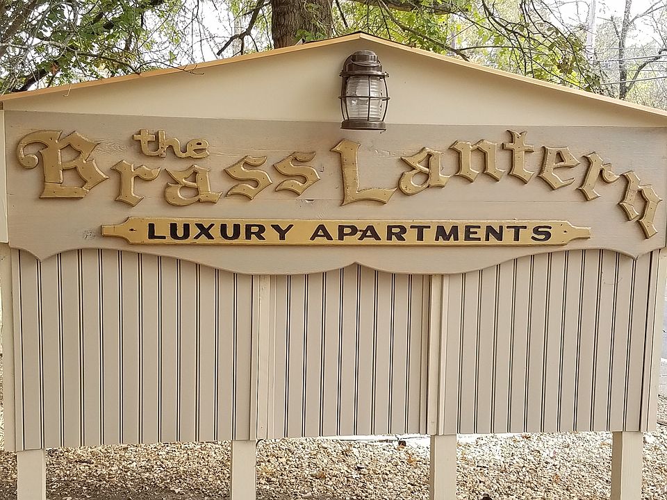 Brass Lantern Apartments