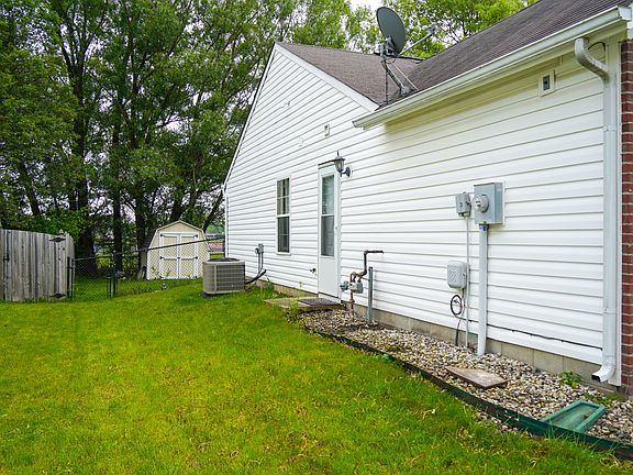 2nd image of 539 Paddlebrook Dr