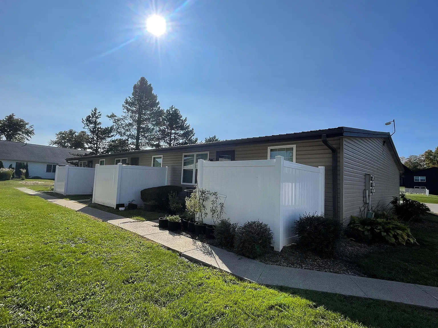 Sandalwood/Springwood — Photo 2