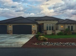 18 W Meadow View Ln, Washington, UT 84780