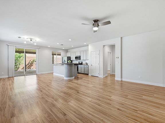 3rd image of 7658 Engleberg Ave