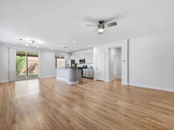 7658 Engleberg Ave, Las Vegas, NV 89178