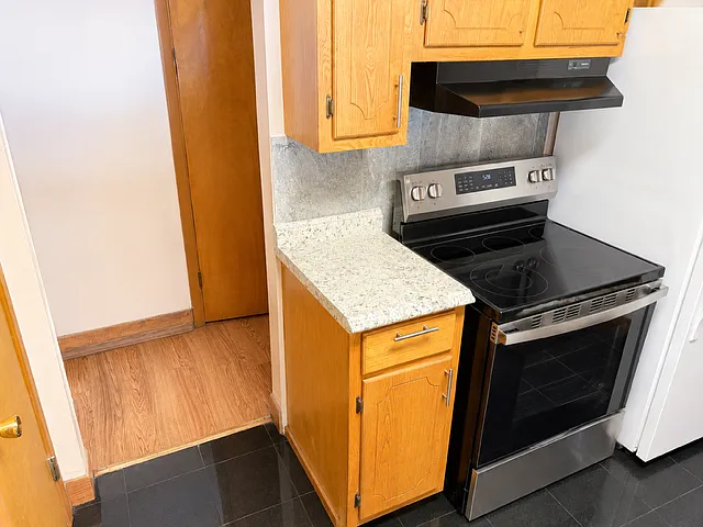 710 Caine St — Photo 18