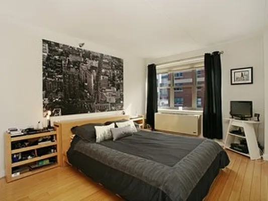 Sold by Corcoran | media 5