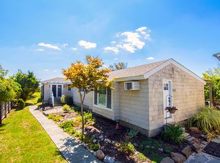 50 Tuthill Point Rd, East moriches, NY 11940