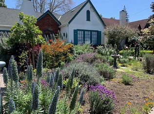 29 Finger Ave, Redwood City, CA 94062