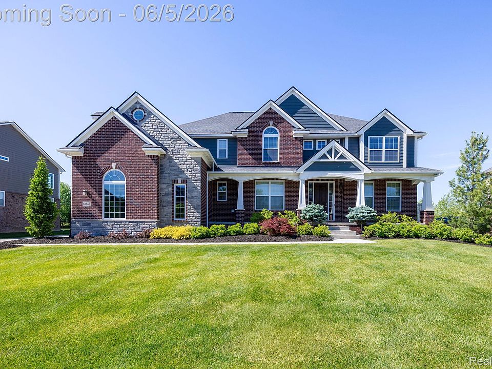 1st image of 57558 Stoneleigh Dr