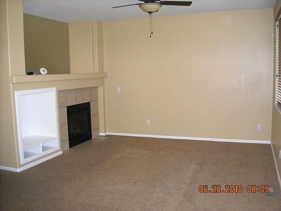 3rd image of 1646 Meadowbrook Pkwy