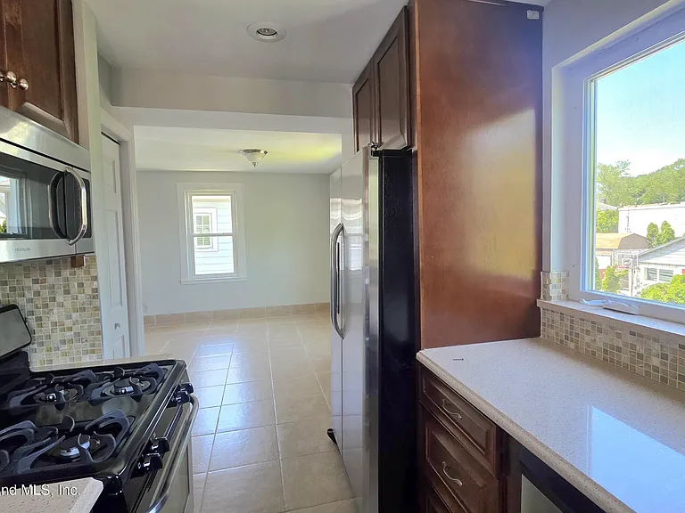 16 Allison Pl — Photo 15