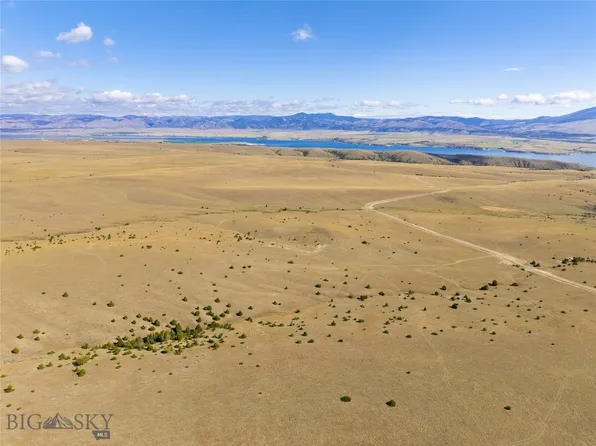 2B Open Range Trl, Winston, MT 59647