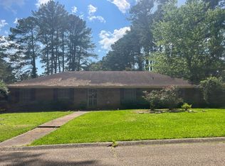 4645 Sherbrook Dr, Jackson, MS 39212