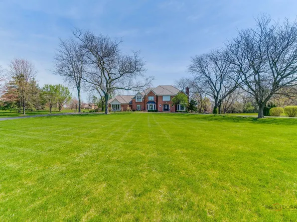 31 N Liberty Dr, South Barrington, IL 60010
