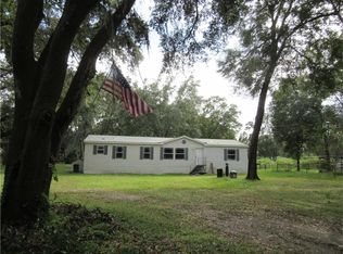 2817 Lawrence Rd, Plant City, FL 33565