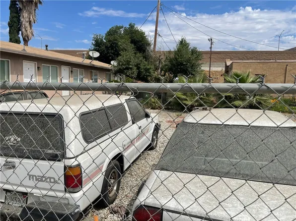 3865 Fox Tail Ln #32, Riverside, CA 92509