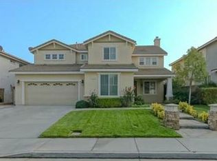 6220 Peach Blossom St, Corona, CA 92880