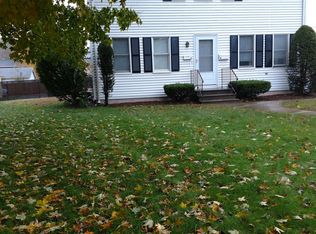 32 Suffield St, Windsor Locks, CT 06096