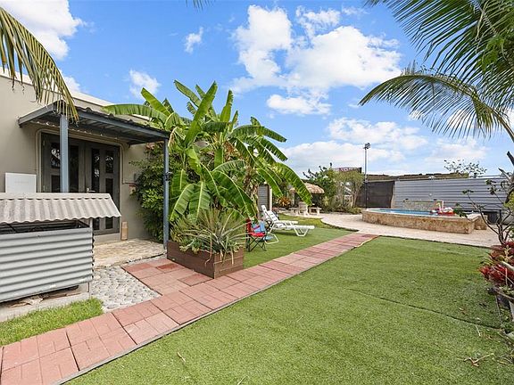 3rd image of Solar 5 Carr 429 Bo Calvache