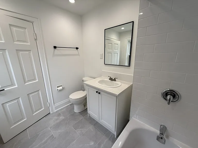 807 Frederick St — Photo 33