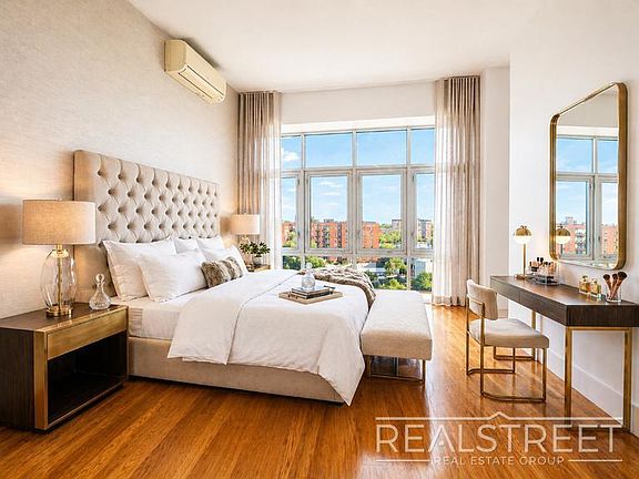 4th image of 9002 Queens Blvd APT 620