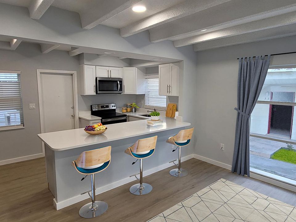 Atlantic Place 2 Bedroom Kitchen 
*Please note- each suite is different*