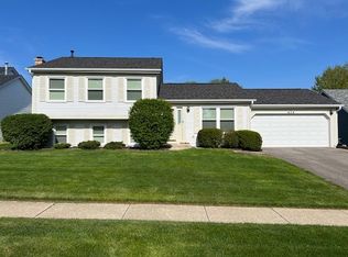 434 Hunters Way, Fox River Grove, IL 60021