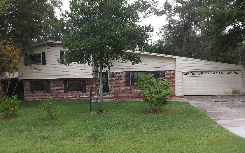 1st image of 1249 SW McFarlane Ave