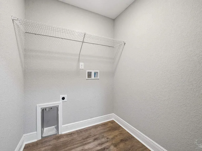 1454 Windy Ln — Photo 24