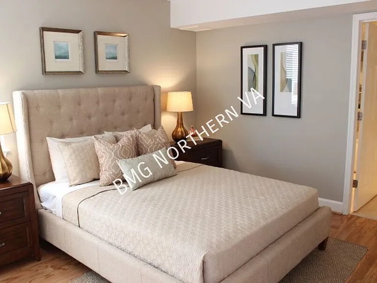 1276 N Wayne St #909 — Photo 18