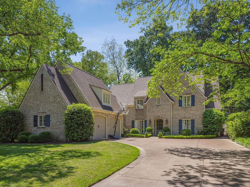 1st image of 501 Williamsburg Ln