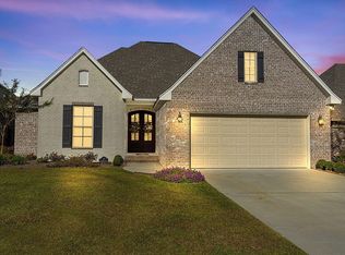 33 Thornbury, Hattiesburg, MS 39402