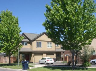 62043 Dean Swift Rd UNIT A, Bend, OR 97701