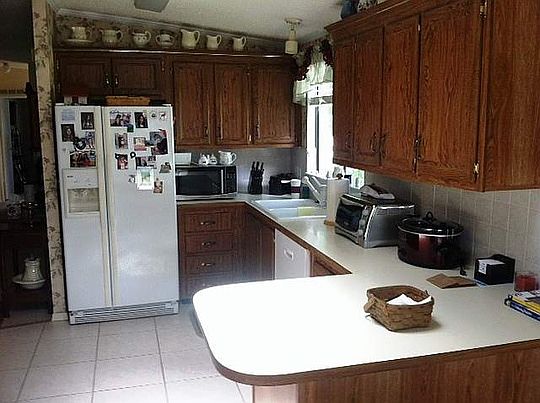 1st image of 2350 Primavera Ave
