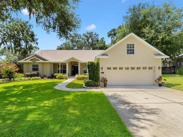 4307 SERENE CIRCLE, FRUITLAND PARK, FL 34731